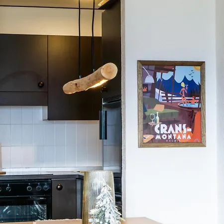 Ace Location With Pool & Sauna *