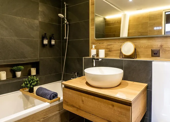 Apartamento Ace Location With Pool & Sauna *